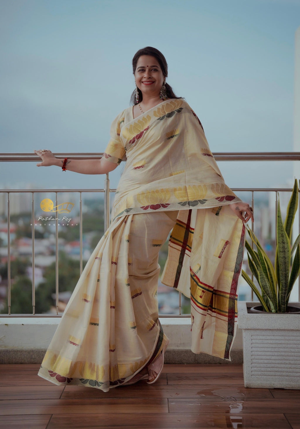 Kerala lotus tissue saree